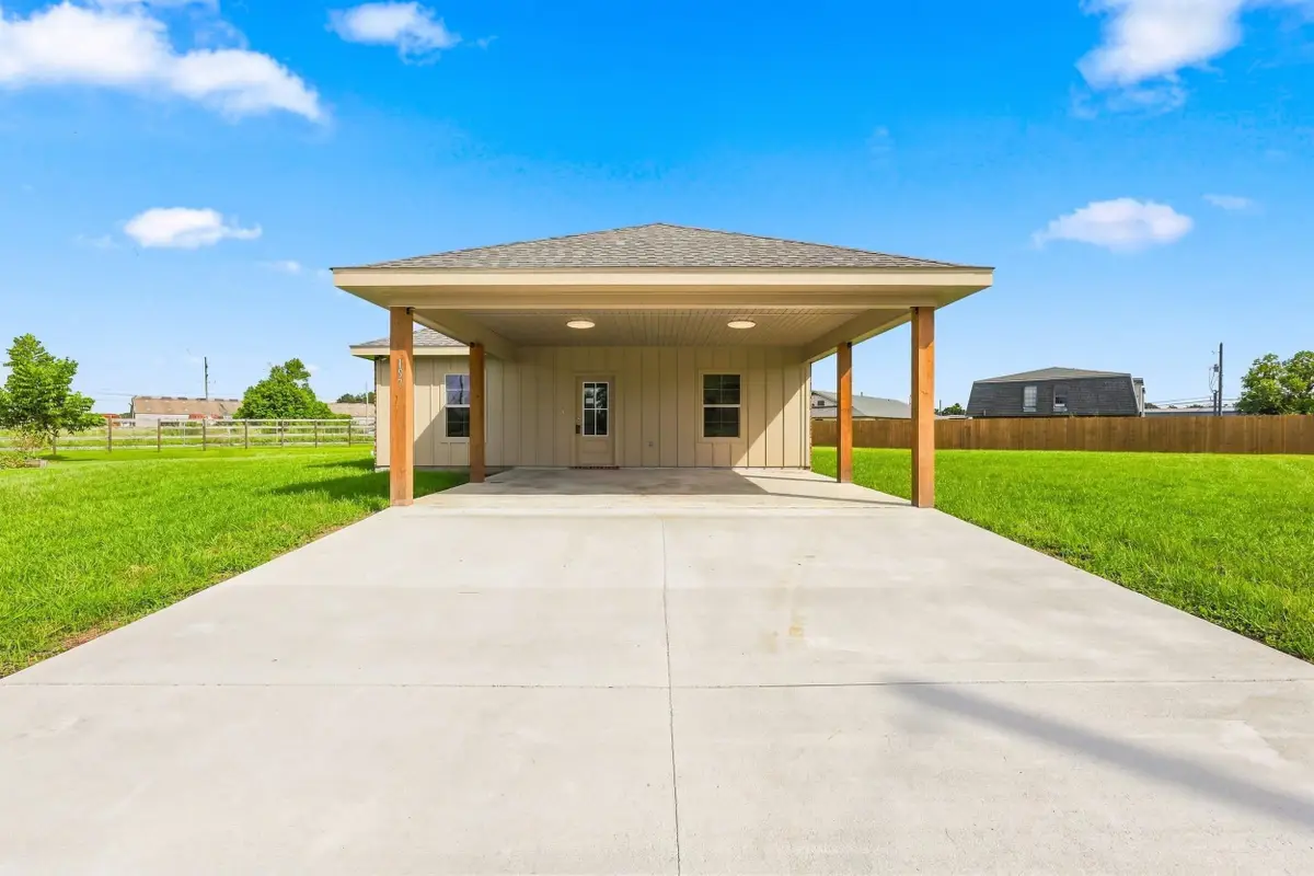 197 Belle Isle Dr, Thibodaux, LA 70301 - #1