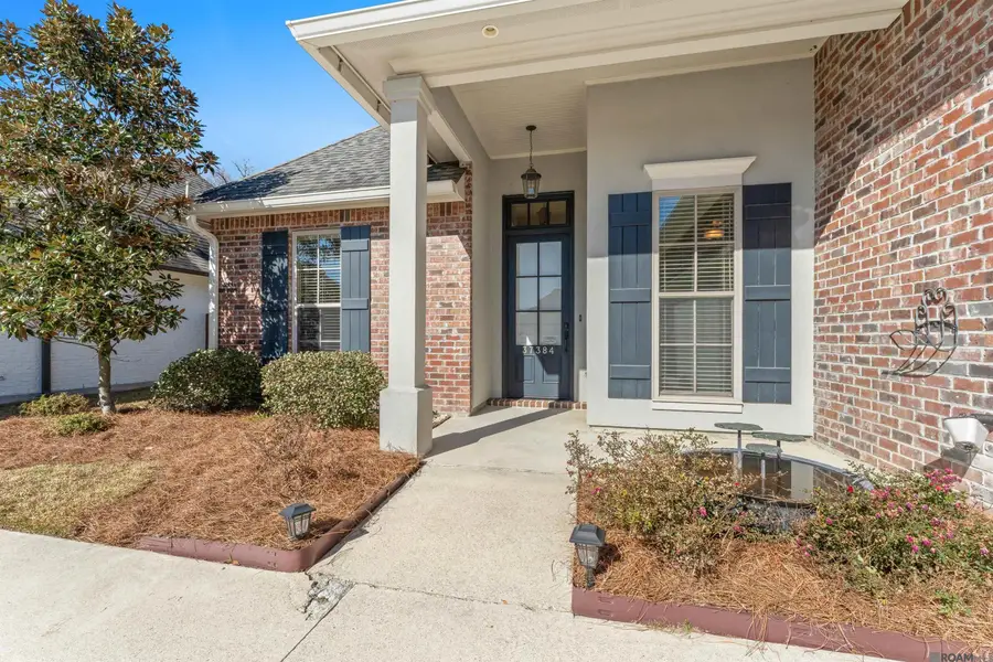 37384 Cypress Hollow Ave, Prairieville, LA 70769 - Image #2