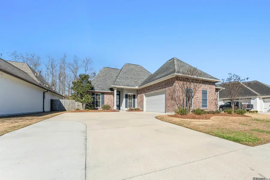 37384 Cypress Hollow Ave, Prairieville, LA 70769 - Image #3