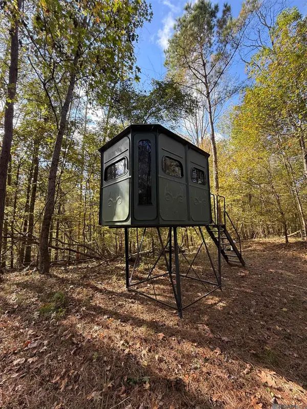 129 Ogden Rd, Natchez, MS 39120