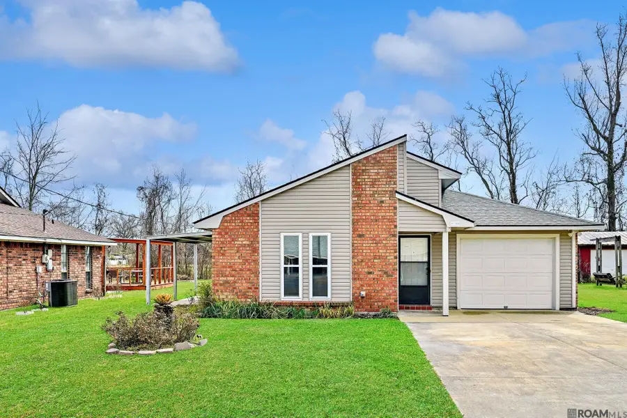 41069 Rustling Oak Dr, Prairieville, LA 70769 - #2