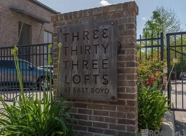 333 E Boyd Dr #15, Baton Rouge, LA 70808