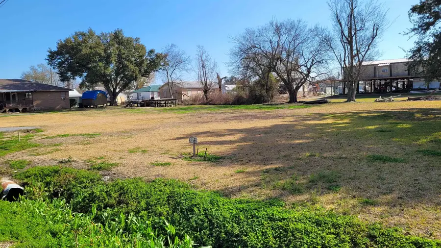 303 & 305 Lashbrooke Street, Chauvin, LA 70344 - #2