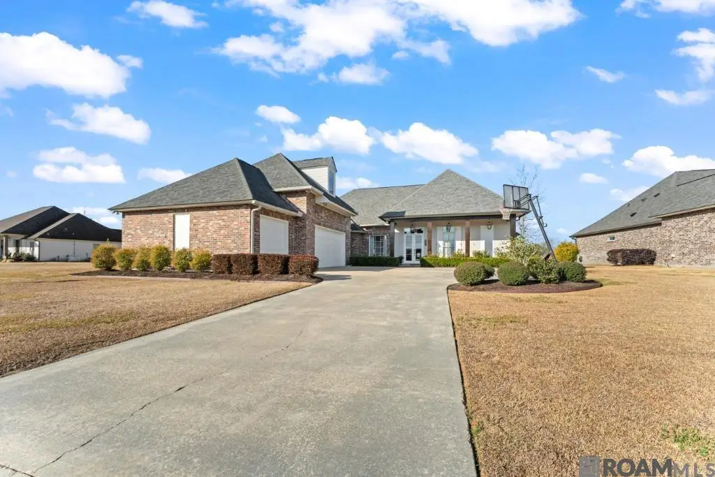 6277 Royal Lakes Estates Avenue, Gonzales, LA 70737 - #1