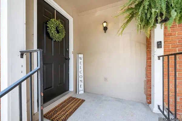 7352 N Jefferson Place Cir #41D, Baton Rouge, LA 70809