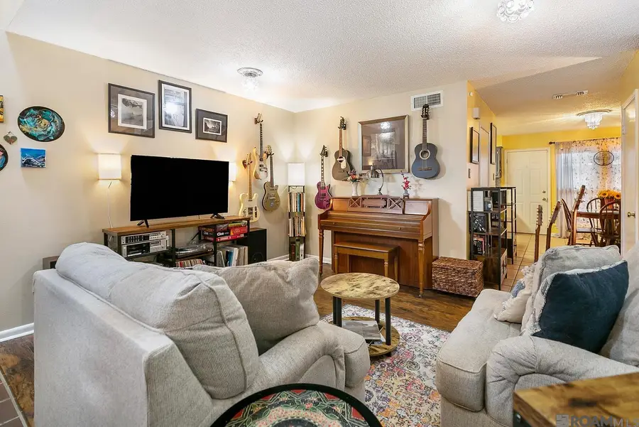 12753 Country Ridge Ave, Baton Rouge, LA 70816 - #3