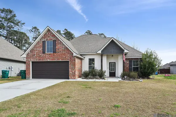 28312 Natchez Trace, Denham Springs, LA 70726