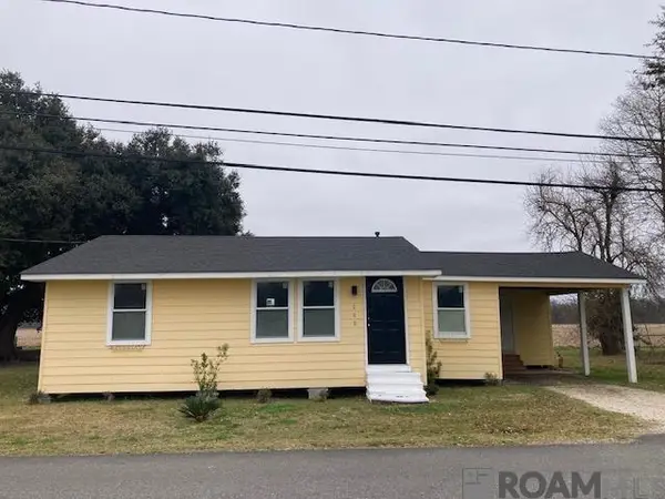 255 W 8th St, Vacherie, LA 70090