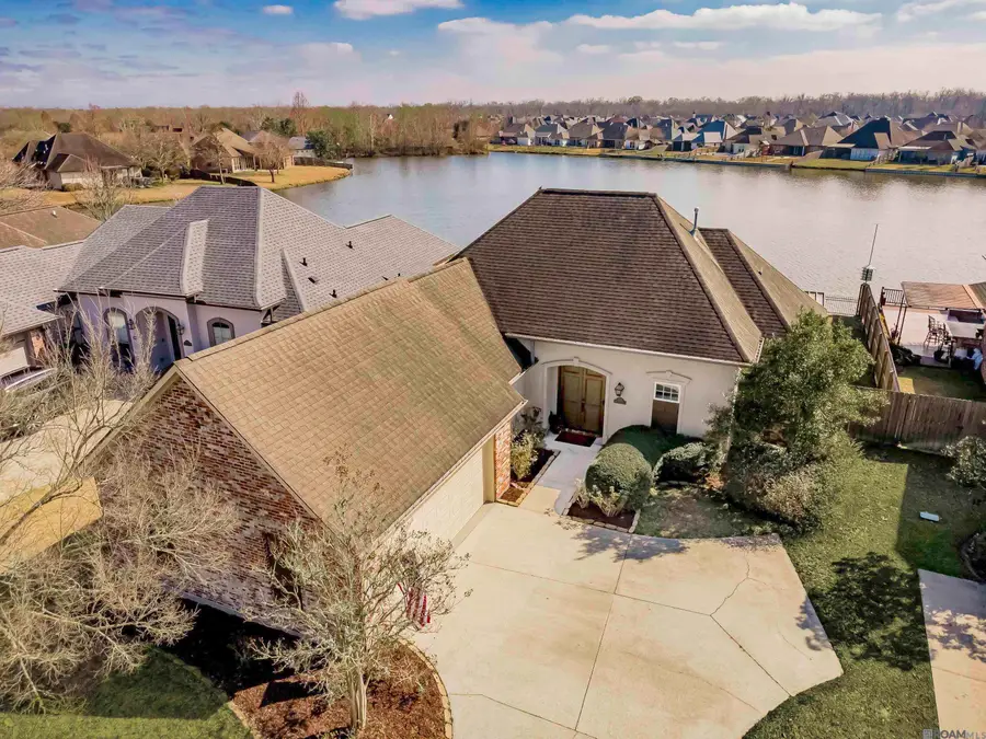 10710 Hill Pointe Ave, Baton Rouge, LA 70810 - #3