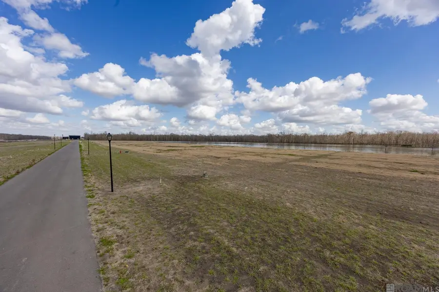 5944 Mill Town Rd, Brusly, LA 70719 - #3