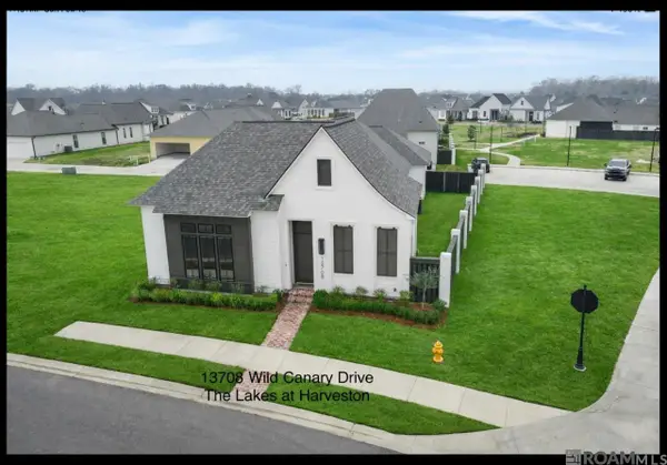 13708 Wild Canary Dr, Baton Rouge, LA 70810