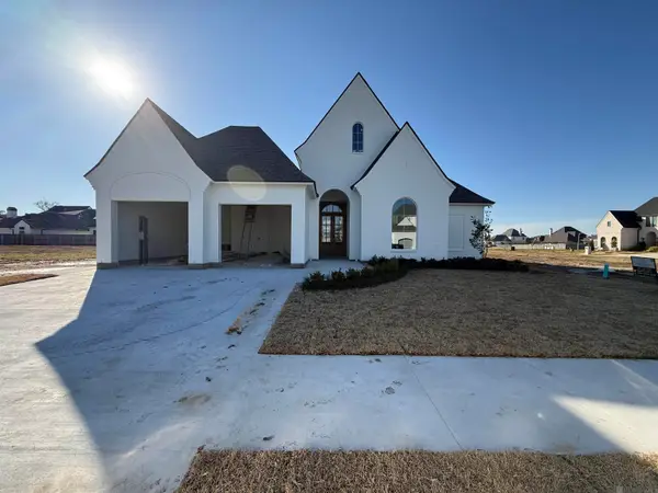 102 Saltmeadow Lane, Lafayette, LA 70508