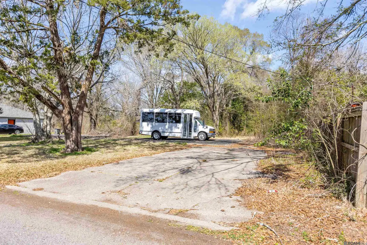 2351 Plantation Dr, Baton Rouge, LA 70807 - #1