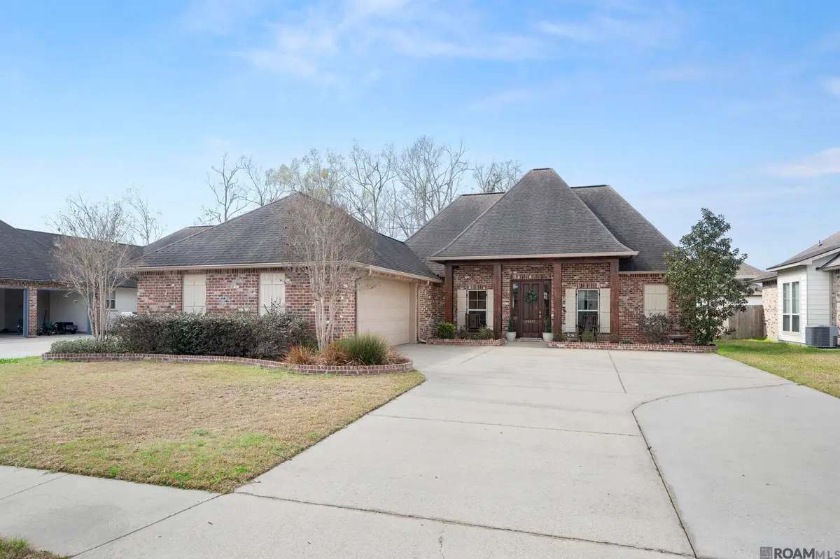 16417 Parker Place Dr, Prairieville, LA 70769 - #1