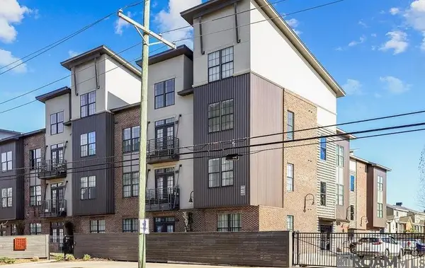 255 E Boyd Dr #304, Baton Rouge, LA 70808