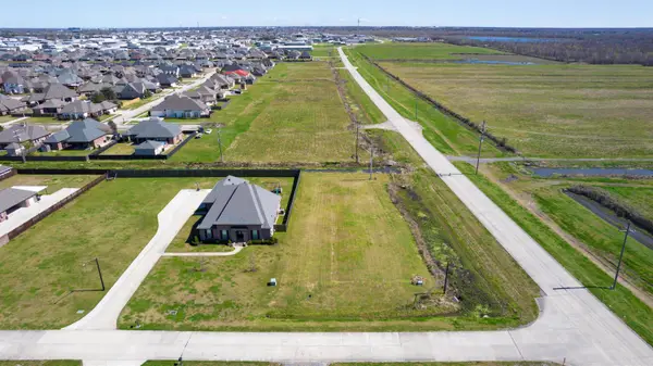 151 Nottingham Trail, Houma, LA 70360