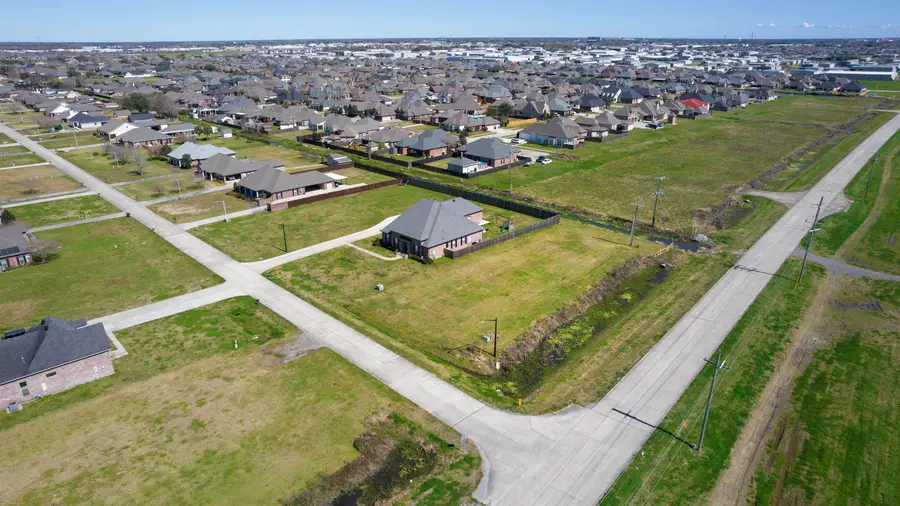 151 Nottingham Trail, Houma, LA 70360 - #3