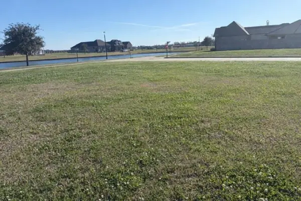 106 Rue Etienne, Thibodaux, LA 70301