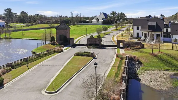 134 Valhalla Blvd, Baton Rouge, LA 70810