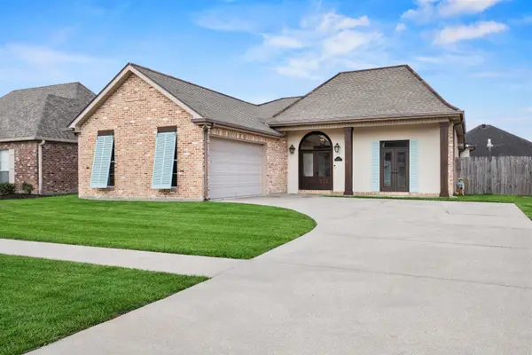 111 Kettle Ln, Houma, LA 70360