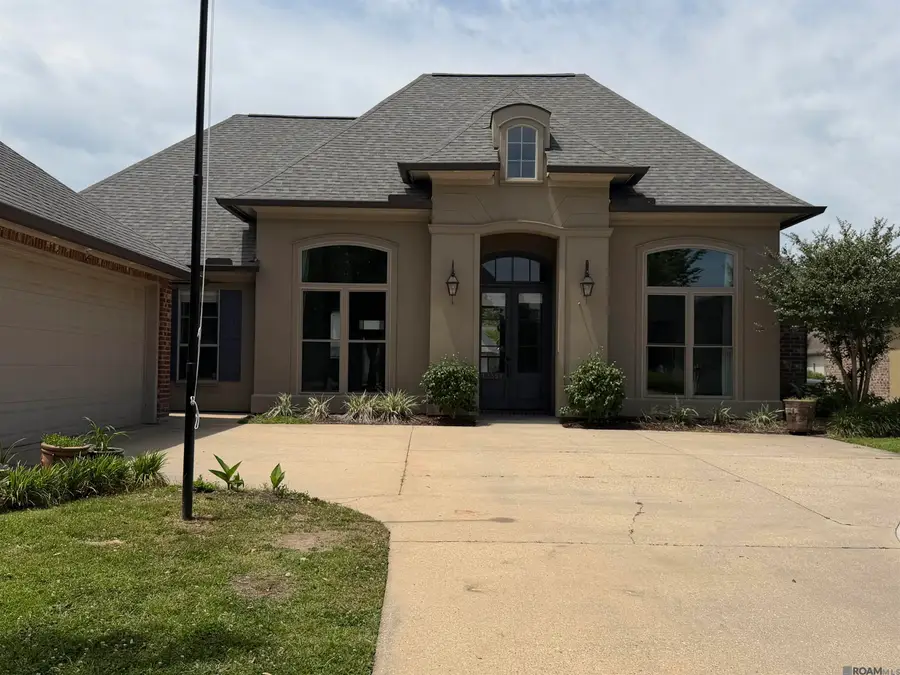12351 Oak Brook Dr, Geismar, LA 70734 - #2