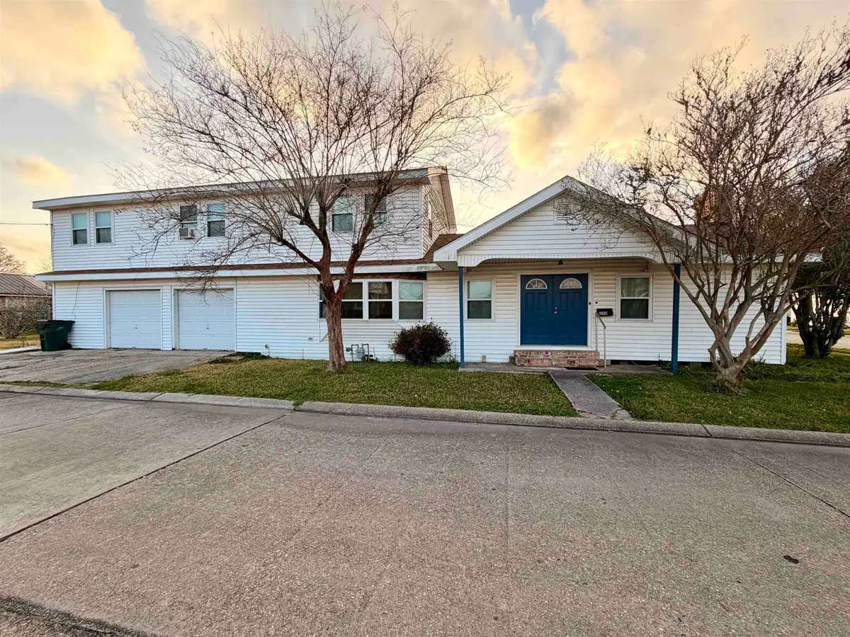 200 Plum St, Houma, LA 70363 - #1