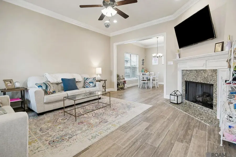 6163 Lake Edge Dr, Baton Rouge, LA 70820 - #2