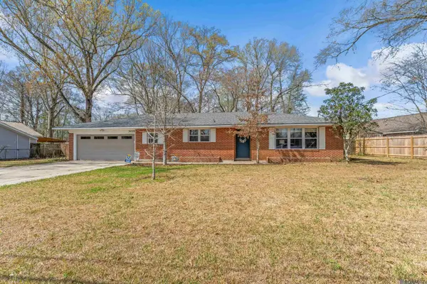 3035 Old Baker Rd, Zachary, LA 70791