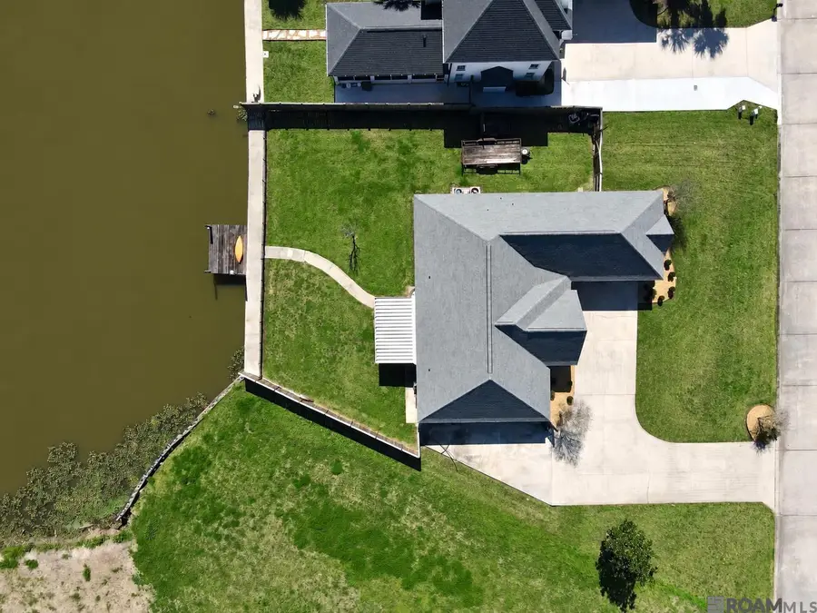 1005 Woodview Dr, Morgan City, LA 70380 - #2