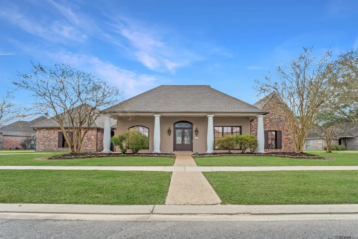 17608 Lake Vista Dr, Greenwell Springs, LA 70739 - #1