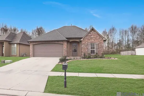 9114 Magnolia Leaf Ave, Baton Rouge, LA 70810