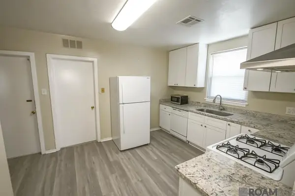 3939-3941 Bauvais Street, Metairie, LA 70001