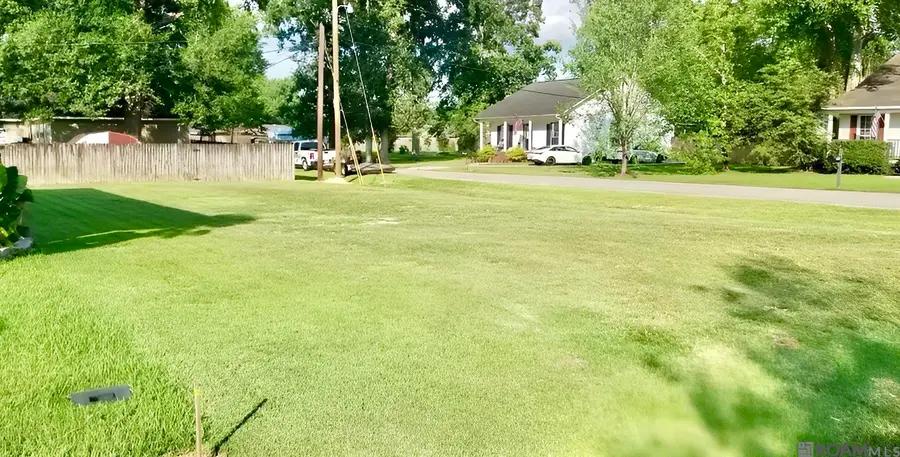 8629 Nottaway St, Denham Springs, LA 70726 - #2