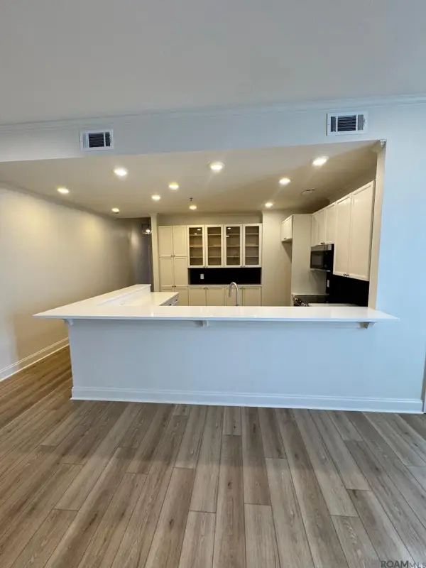 345 W Parker Blvd #105, Baton Rouge, LA 70808