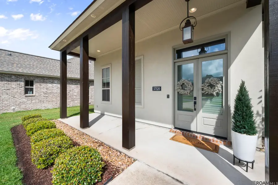 37520 Cypress Hollow Ave, Prairieville, LA 70737 - #2