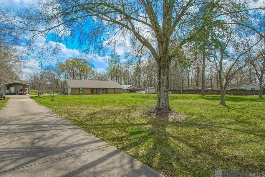 20354 Plank Rd, Zachary, LA 70791 - #3
