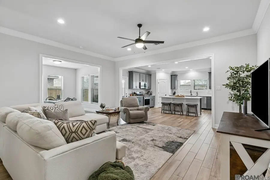 38408 Parliament Dr, Prairieville, LA 70769 - #3