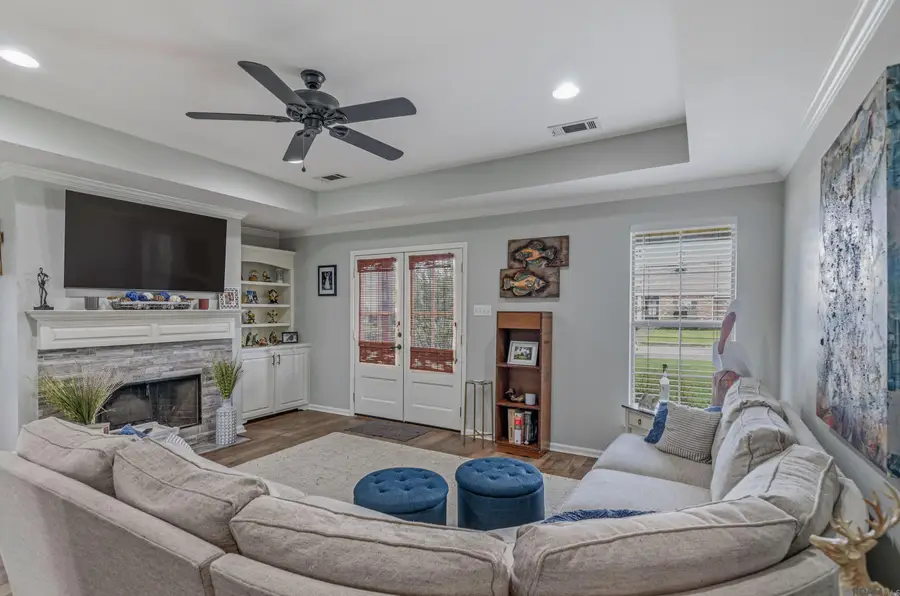 16204 Old Samuel Dr, Prairieville, LA 70769 - #3