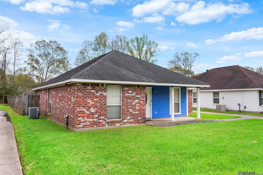 9488 Breeden Dr, Baton Rouge, LA 70811 - #2