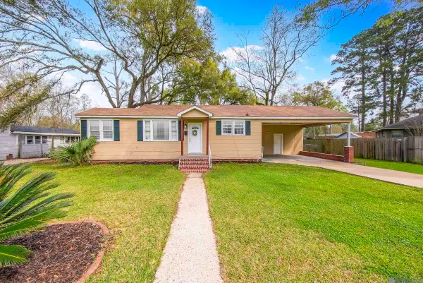 10423 Red Oak Dr, Baton Rouge, LA 70815