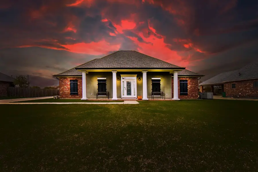 308 Meadow View Court, Thibodaux, LA 70301 - #2