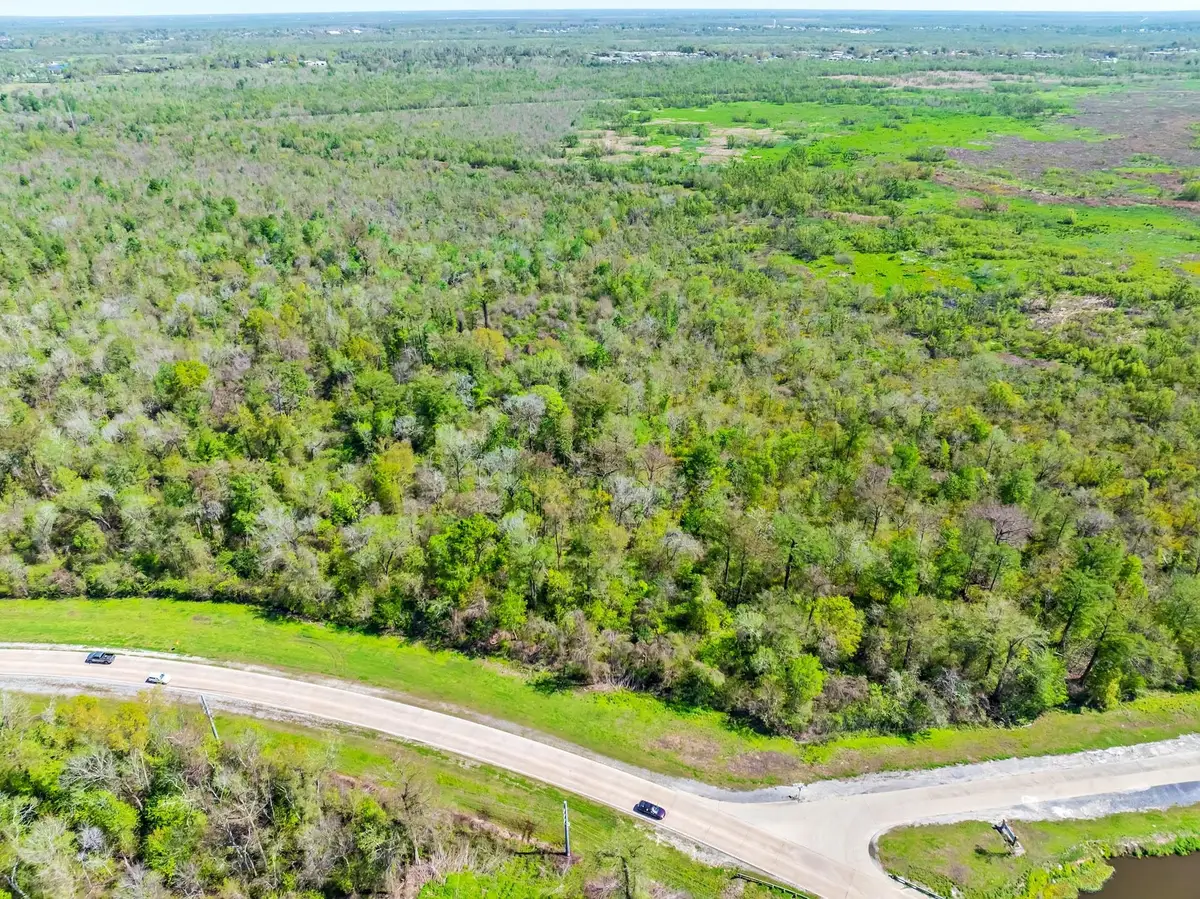 2006 St Louis Canal Road, Houma, LA 70364 - #1