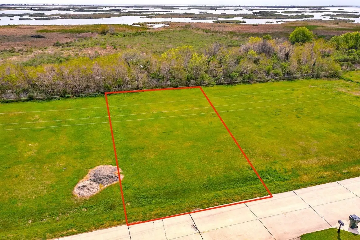 6285 Bayouside Dr, Chauvin, LA 70344 - #1