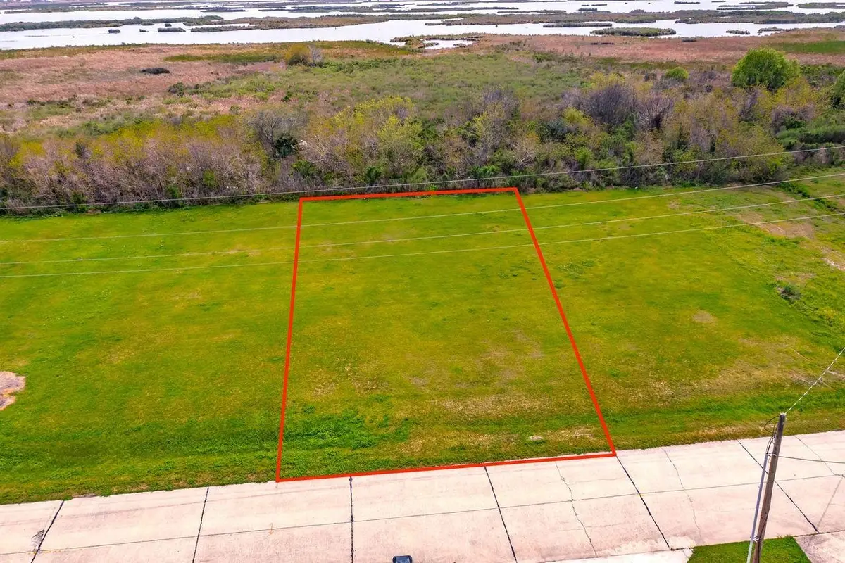 6289 Bayouside Dr, Chauvin, LA 70344 - #1