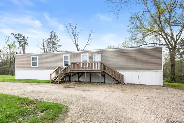 44041 Tom Rd, St Amant, LA 70774