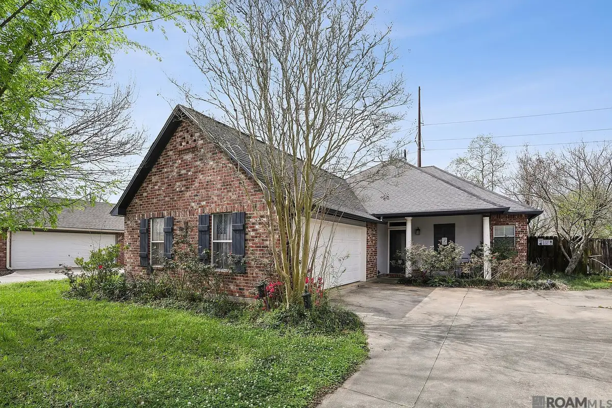 17197 Chenier Dr, Prairieville, LA 70769 - #1