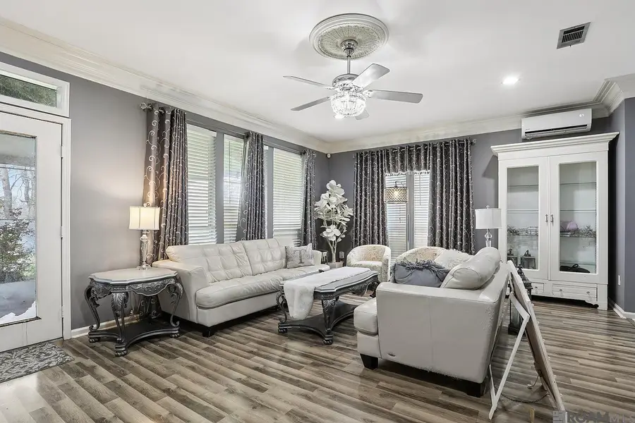 17197 Chenier Dr, Prairieville, LA 70769 - #2