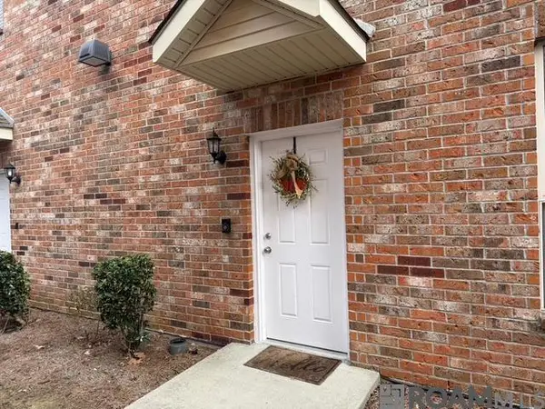 4441 Burbank Dr #902, Baton Rouge, LA 70820