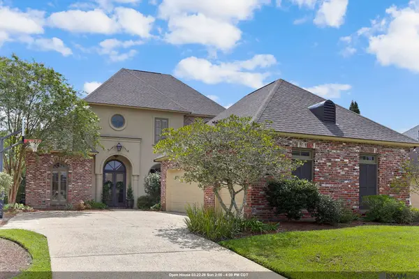18556 Fairway Oaks Ct, Baton Rouge, LA 70809