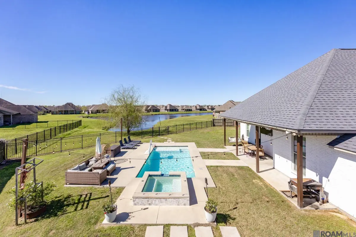 4180 Bayou Plantation Dr, Addis, LA 70710 - #1